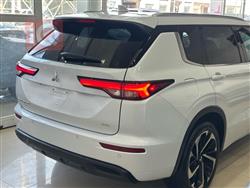 ميتسوبيشي اوتلاندر